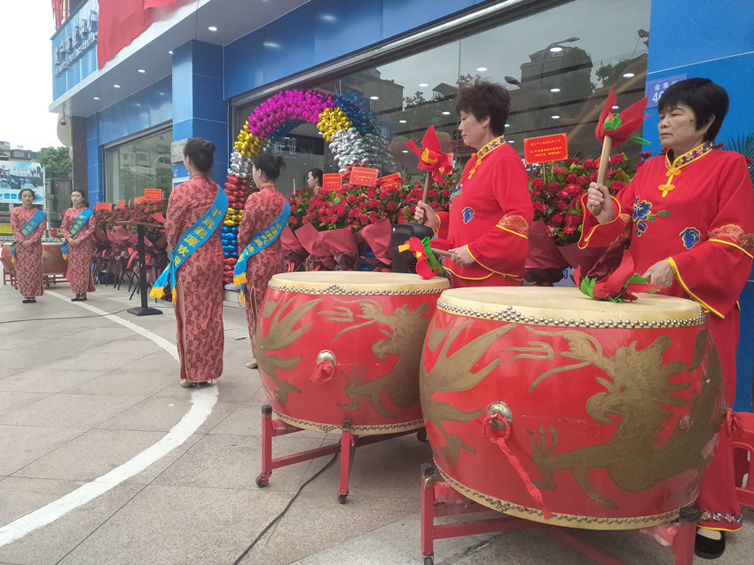 配图 (3)_副本.jpg 配图 (3)_副本.jpg