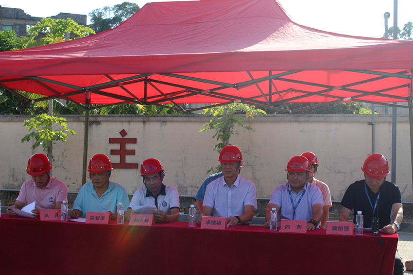 微信图片_20190926160909_副本.jpg 微信图片_20190926160909_副本.jpg